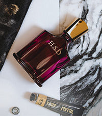 Bottle Engraving carmina engraved in gold with H.S.D